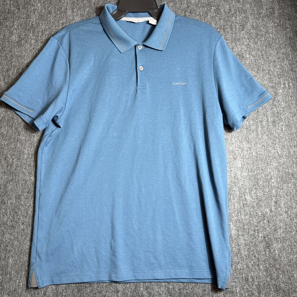 Calvin Klein Men's Blue Short Sleeve Polo Shirt Men's Medium Embroidered Logo - Picture 2 of 9